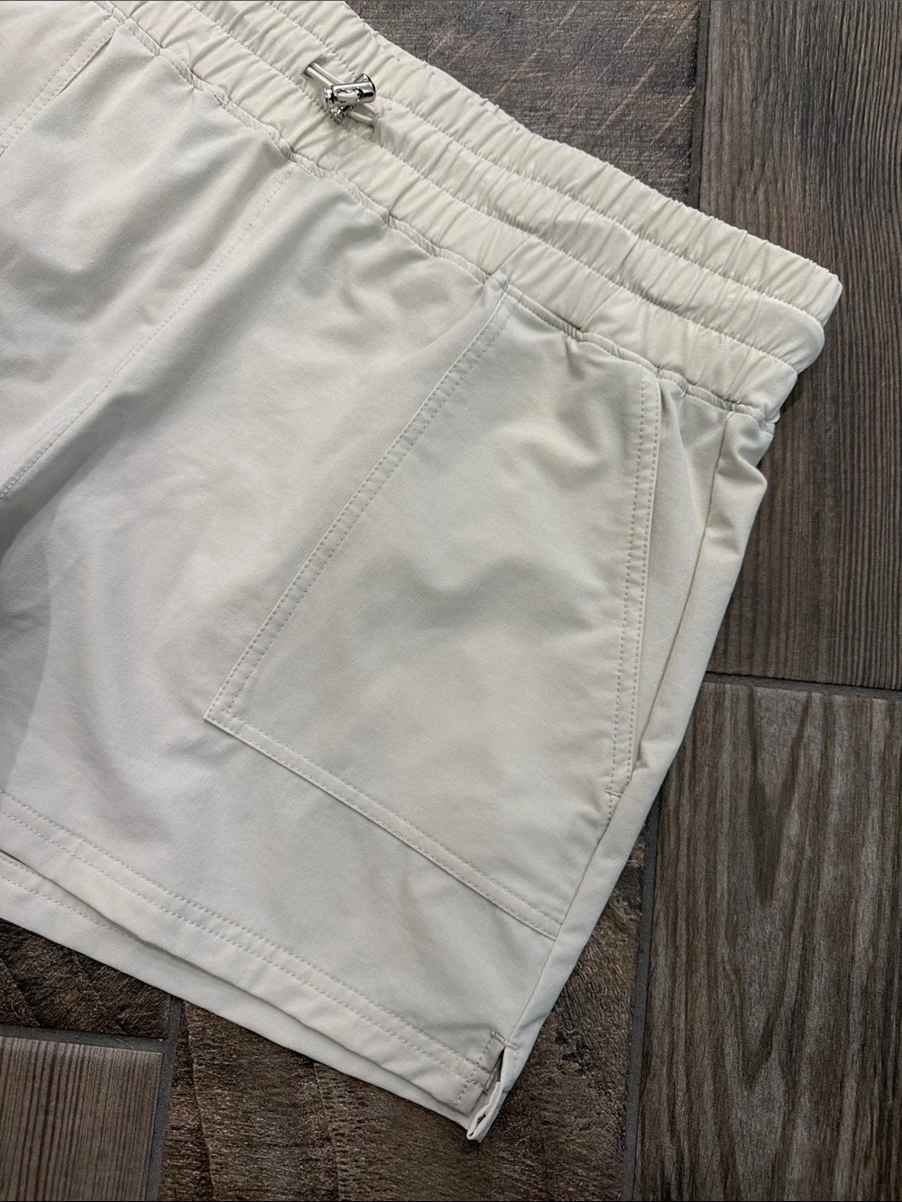 RBX Cream Woven Utility Athletic Shorts Zip Pocket Drawstring Women’s Large